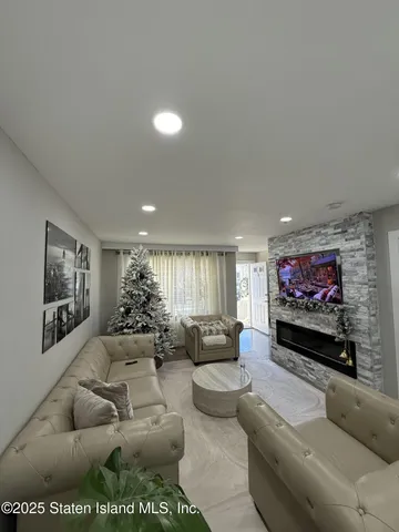 $675,000 | 38 Deborah Loop | Annadale