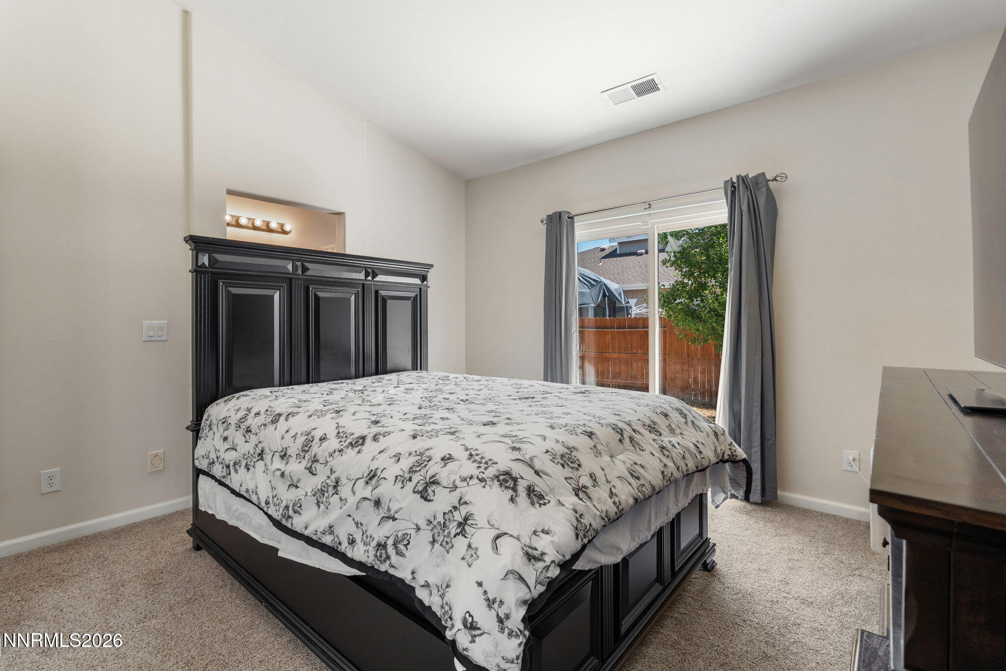 8936 Finnsech Drive Reno, NV 89506 - Photo 15 of 25 23-web-or-mls-DSC01259
