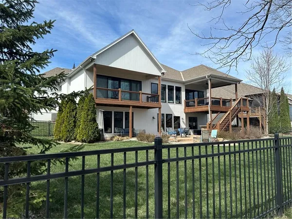 $875,000 | 16913 Bradshaw Street, Overland Park, KS 66221