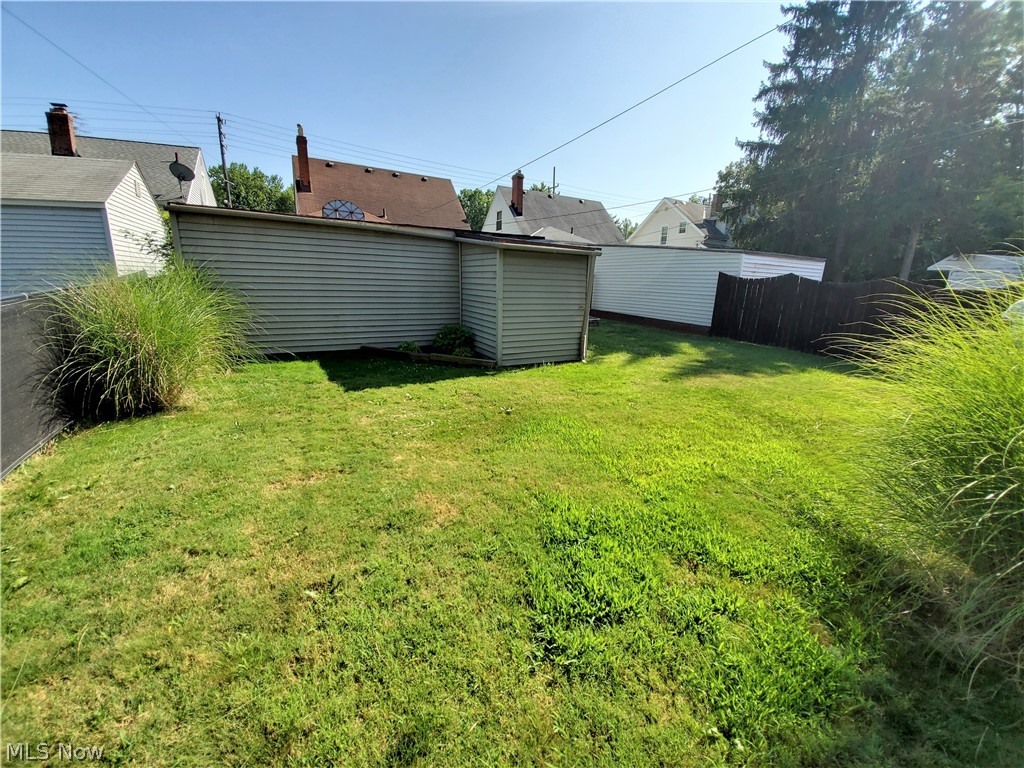 4606 Snow Road Cleveland, OH 44134 - Photo 29 of 35
