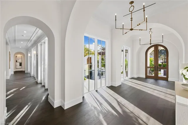 $9,995,000 | 330 Hawser Lane, Naples, FL 34102