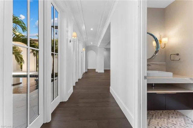 $9,995,000 | 330 Hawser Lane, Naples, FL 34102