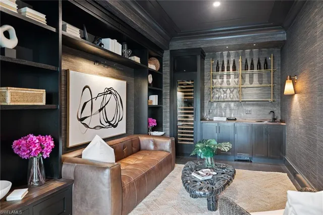 $9,995,000 | 330 Hawser Lane, Naples, FL 34102