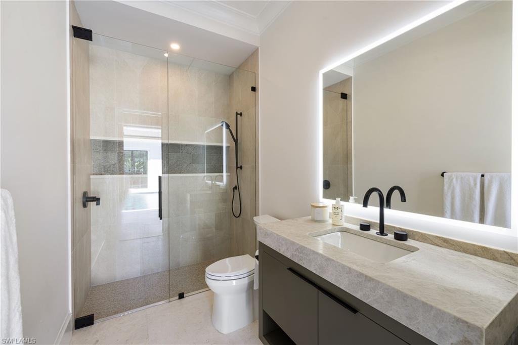 330 Hawser Lane Naples, FL 34102 - Photo 32 of 44 Pool Bath