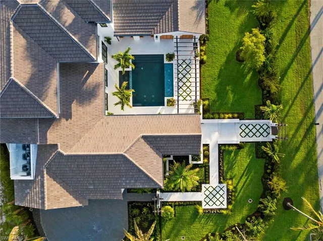 $9,995,000 | 330 Hawser Lane, Naples, FL 34102