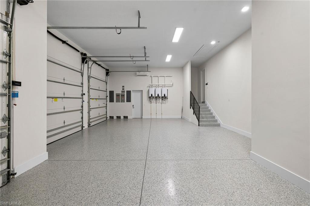 330 Hawser Lane Naples, FL 34102 - Photo 46 of 48