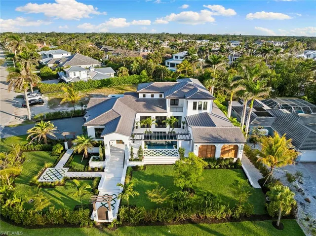 $9,995,000 | 330 Hawser Lane, Naples, FL 34102