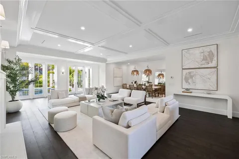 $9,995,000 | 330 Hawser Lane, Naples, FL 34102