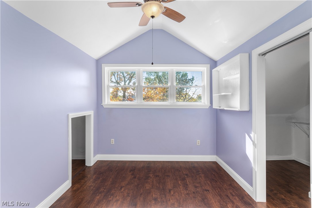 9372 Stonington Road Parma Heights, OH 44130 - Photo 15 of 25