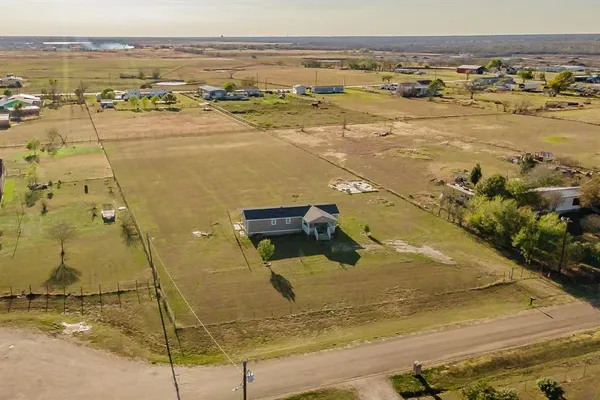 $259,900 | 1080 Crow Lane, Terrell, TX 75161