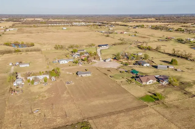 $279,990 | 1080 Crow Lane, Terrell, TX 75161