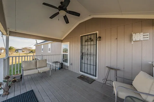 $279,990 | 1080 Crow Lane, Terrell, TX 75161