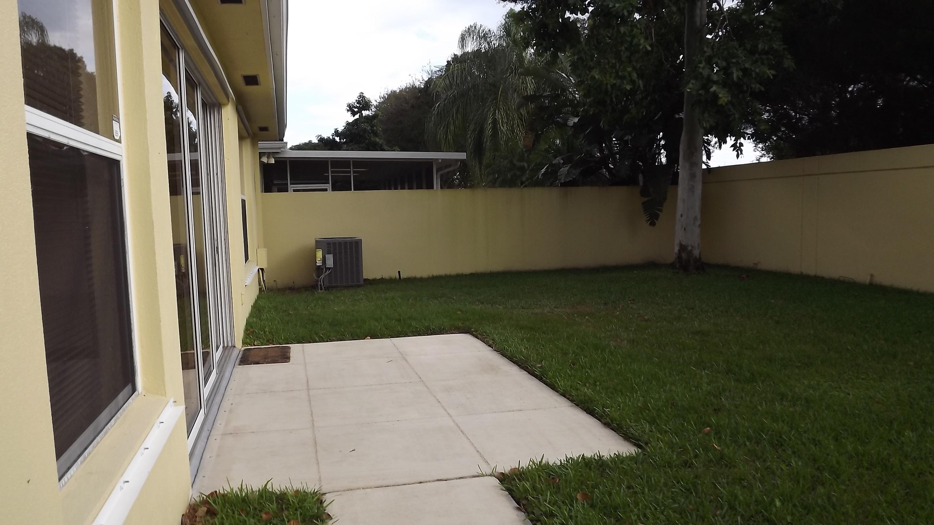 200 Hampton Place Jupiter, FL 33458 - Photo 54 of 68 2013-12-03 15