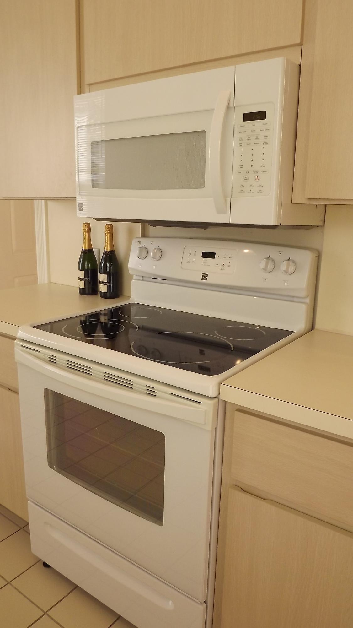 200 Hampton Place Jupiter, FL 33458 - Photo 60 of 68 2013-12-03 16