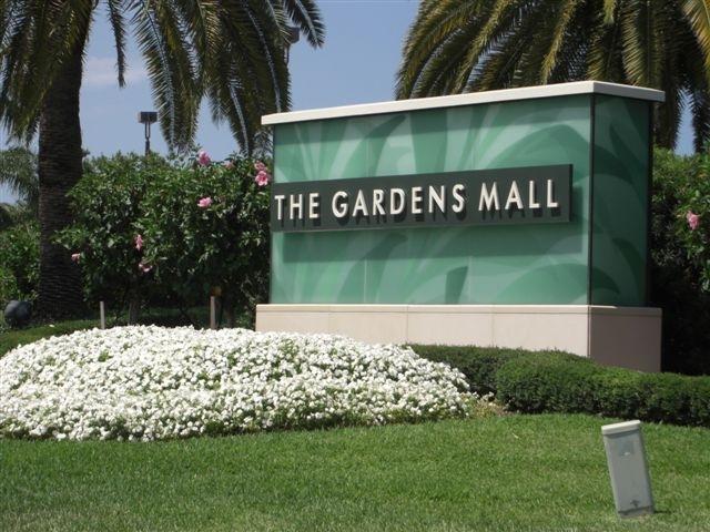 200 Hampton Place Jupiter, FL 33458 - Photo 67 of 68 Gardens Mall Marquis