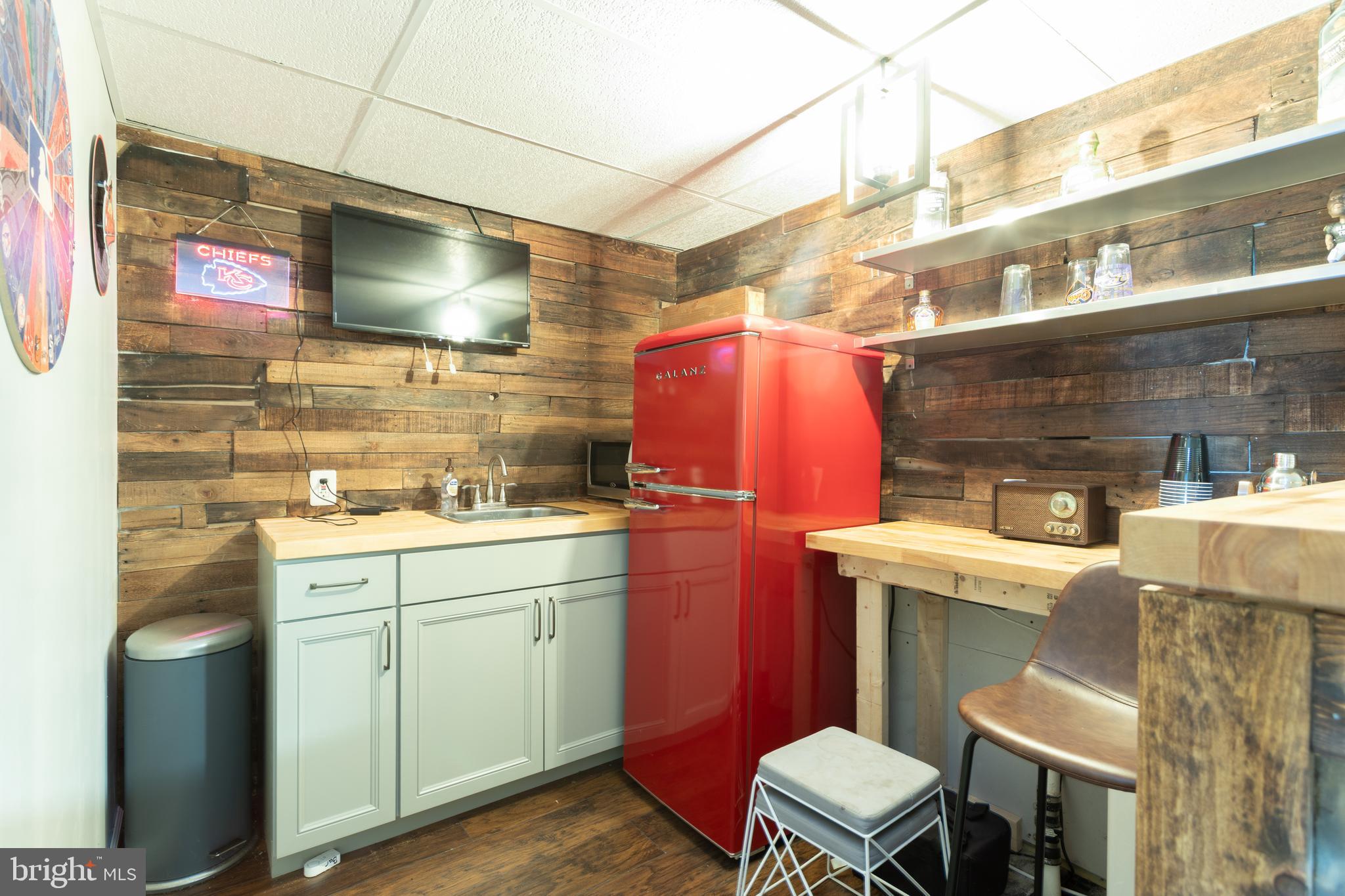 4210 Graceton Road Pylesville, MD 21132 - Photo 51 of 64 a bathroom with a sink a toilet and bathtub