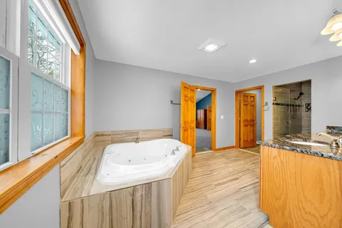 $1,275,000 | 11 Longwood Drive, Lunenburg, MA 01462