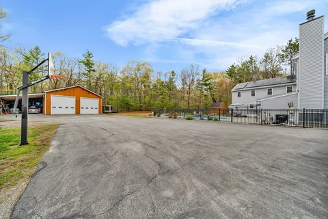 $1,275,000 | 11 Longwood Drive, Lunenburg, MA 01462