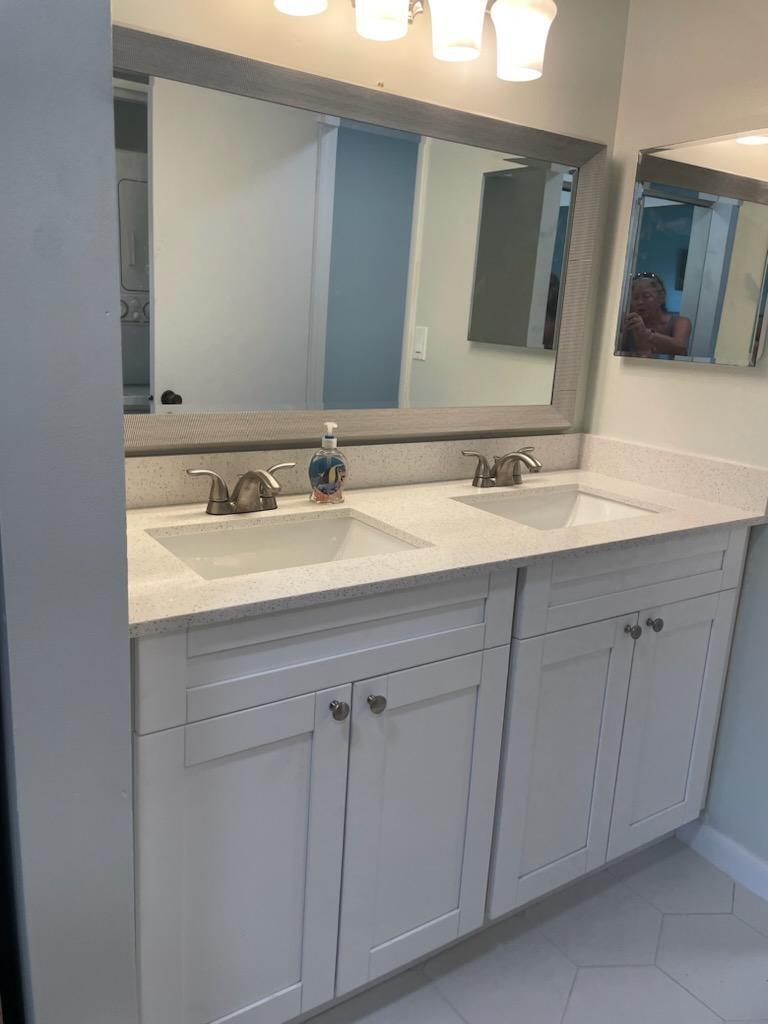 717 Highway 1, Unit 911 Jupiter, FL 33477 - Photo 18 of 32 Dual Sinks