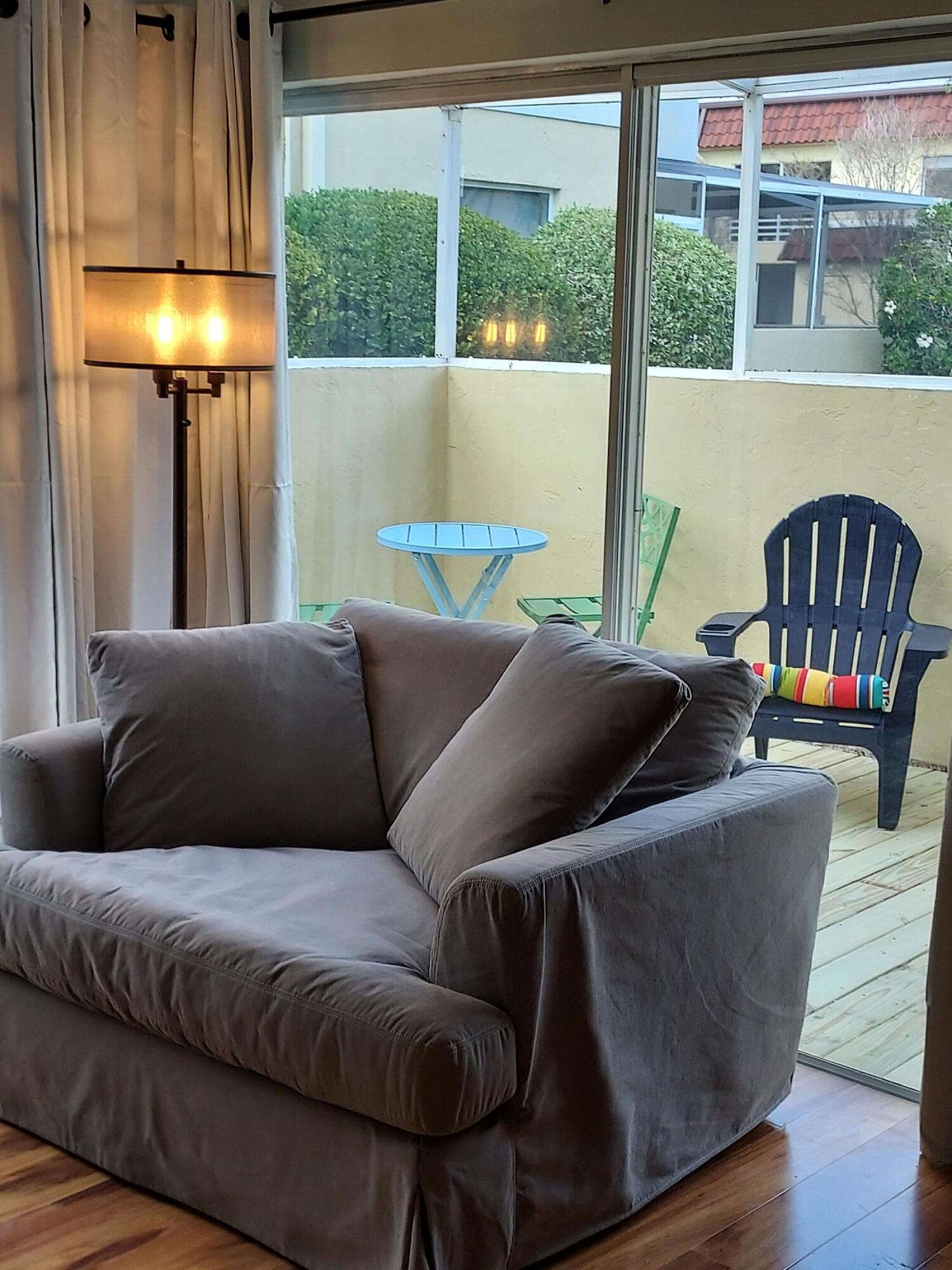 717 Highway 1, Unit 911 Jupiter, FL 33477 - Photo 10 of 32 911 Living area