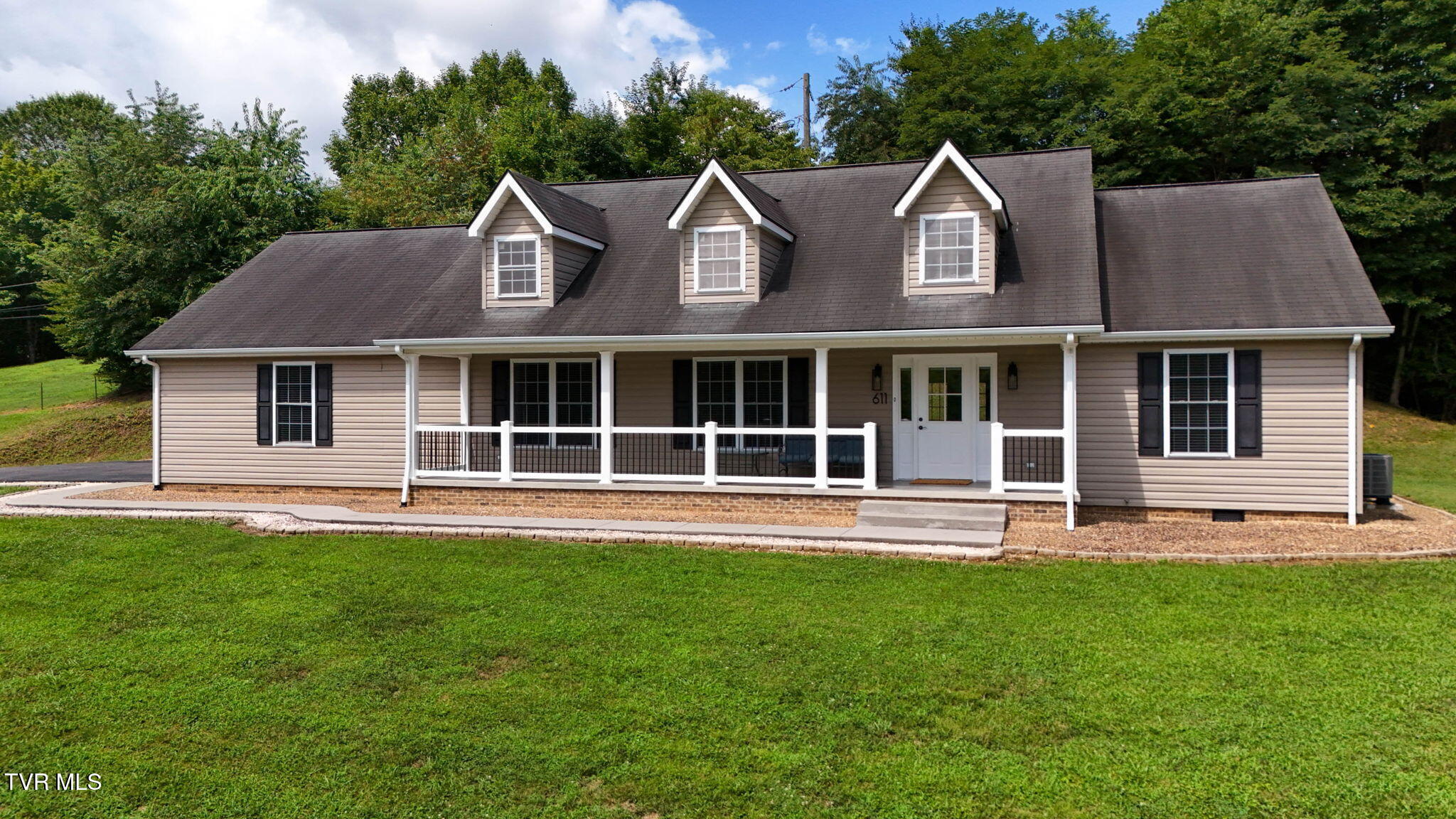 611 Yuma Road Weber City, VA 24290 - Photo 3 of 86 35-web-or-mls-611 Yuma Rd Drone LF-4