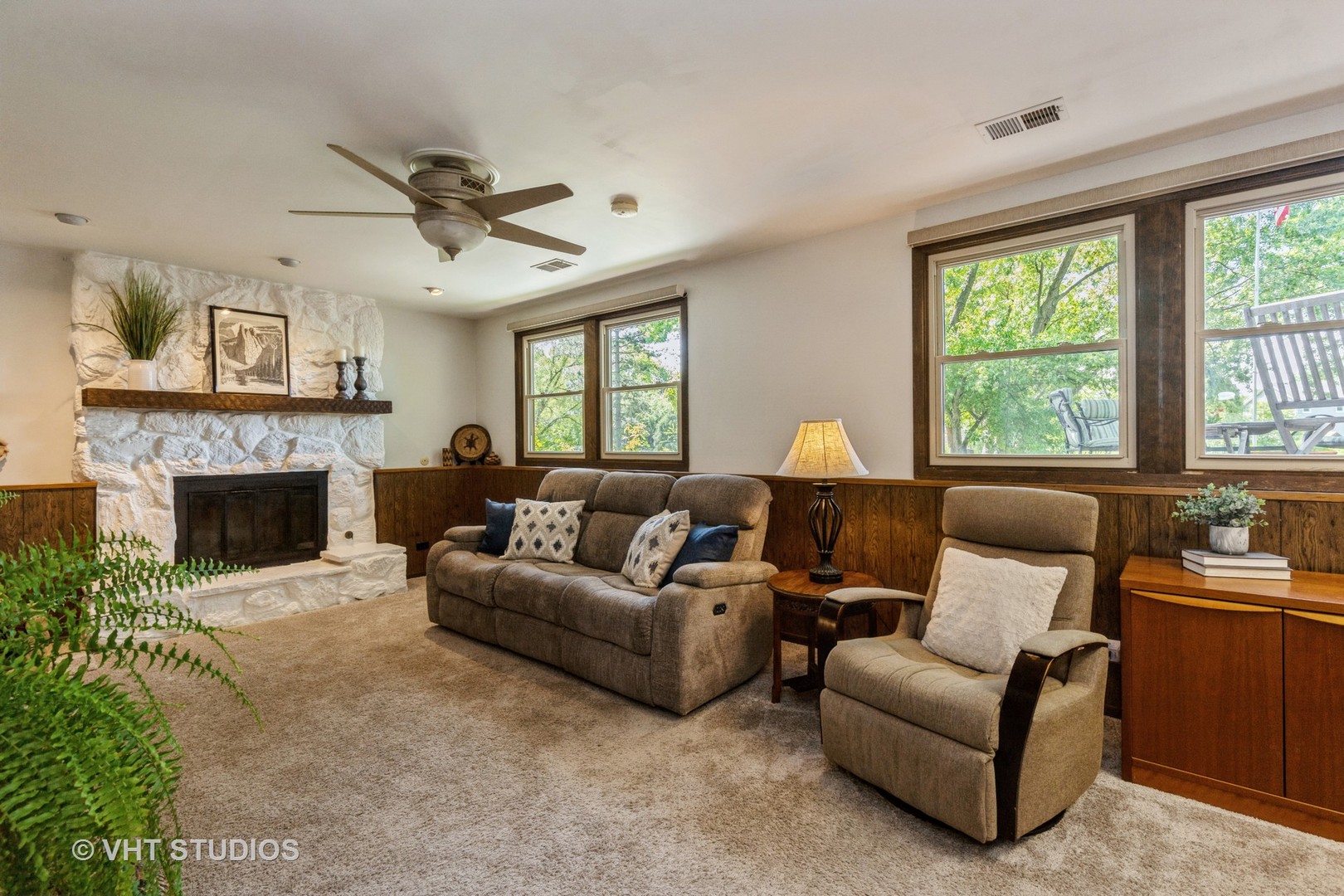 2351 Federal Circle Lindenhurst, IL 60046 - Photo 12 of 26 a living room with furniture and a fireplace