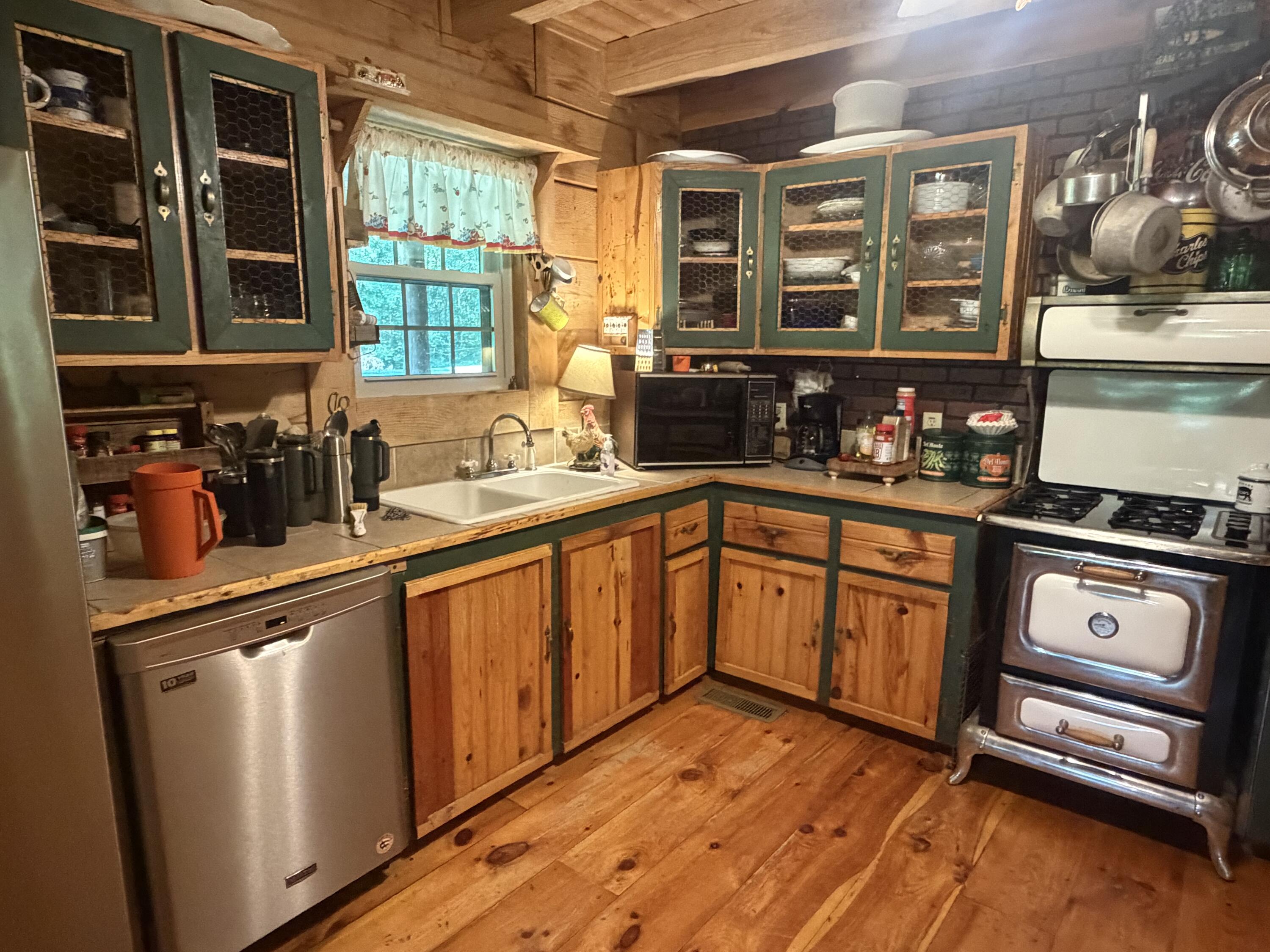 1200 T Crowe Road Soddy-Daisy, TN 37379 - Photo 26 of 41 IMG_0626