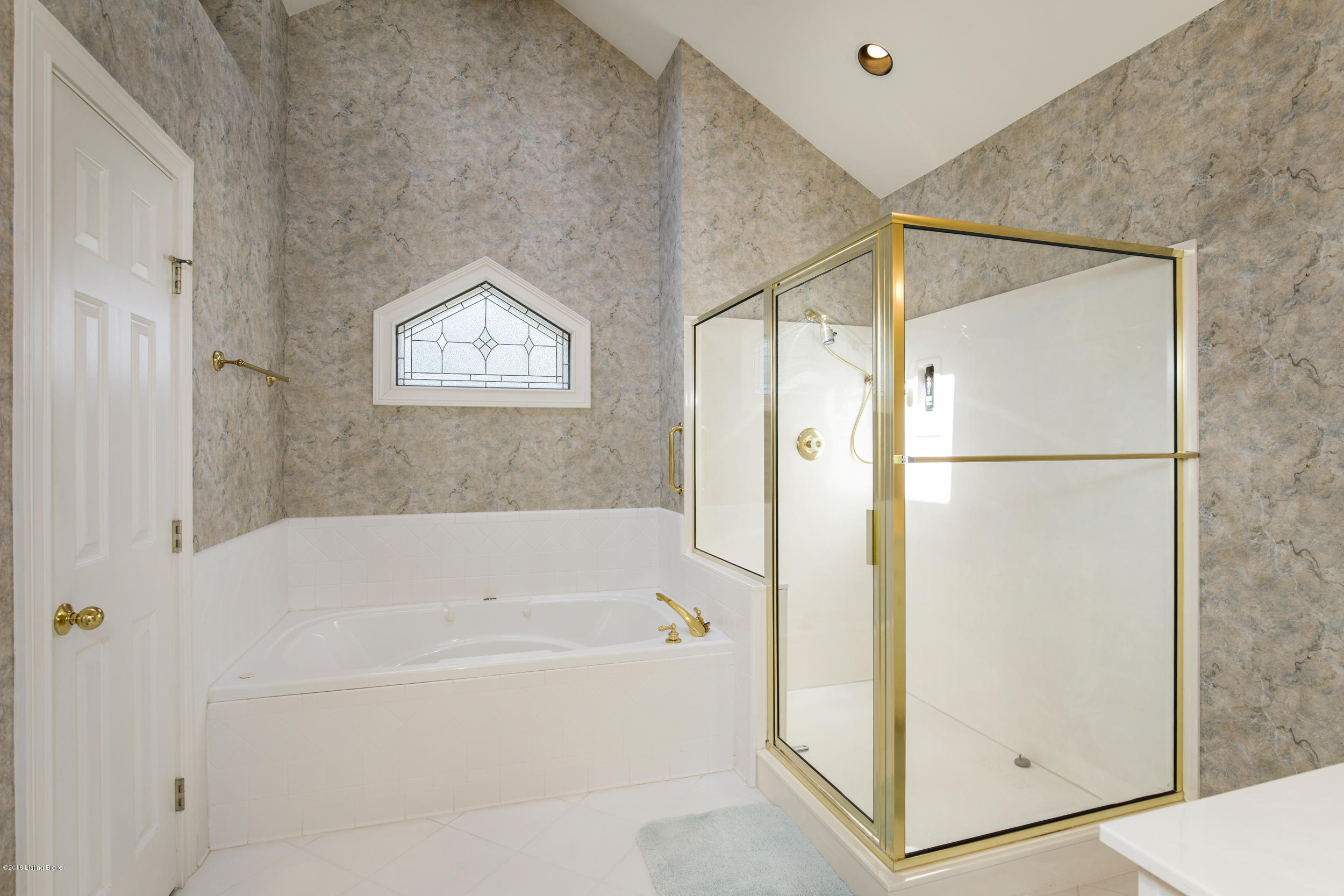 5740 Moser Farm Road Prospect, KY 40059 - Photo 28 of 64 28-master bath