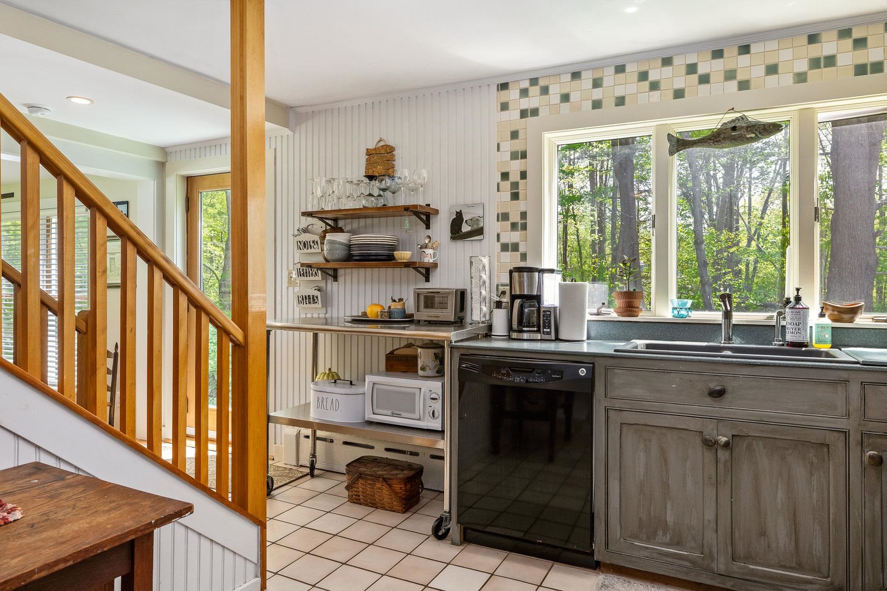 140 Brackett Road Rye, NH 03870 - Photo 15 of 38