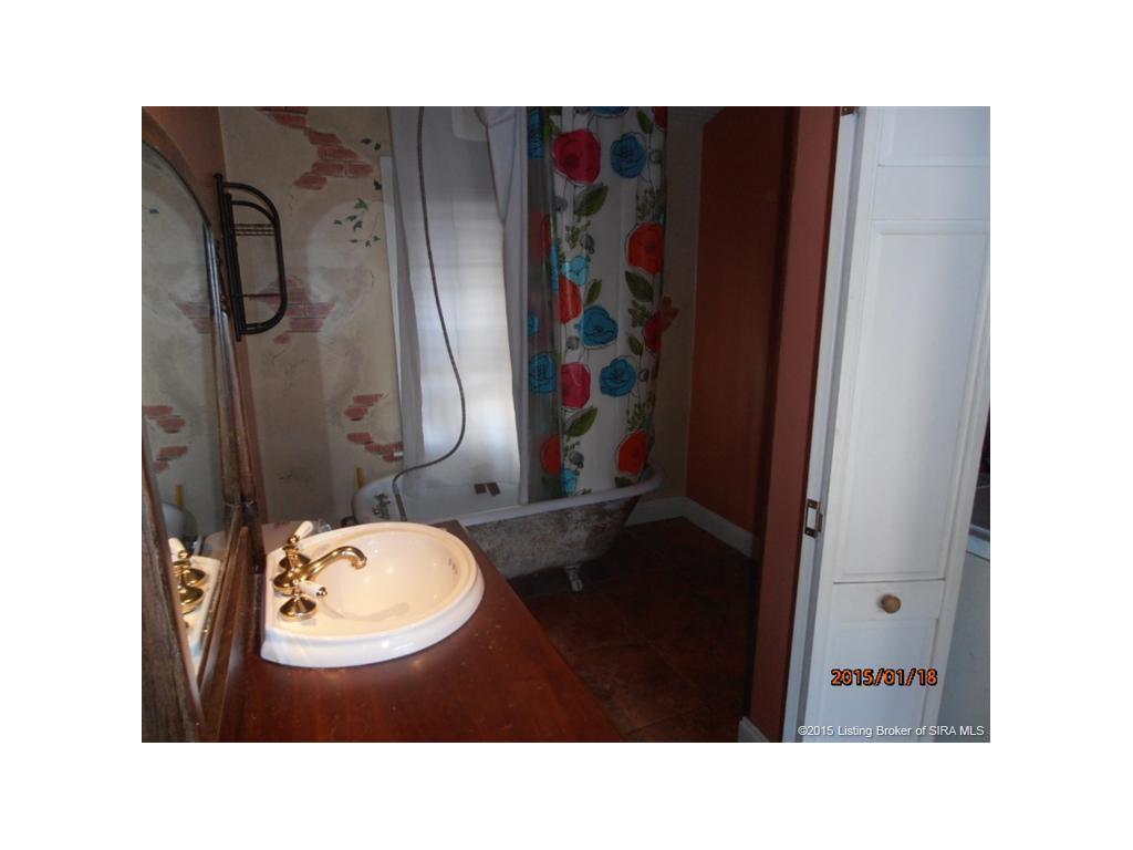 409 Mulberry Street Utica, IN 47130 - Photo 10 of 35