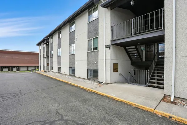 $174,000 | 10407 East Main Avenue, Unit 7, Spokane, WA 99206