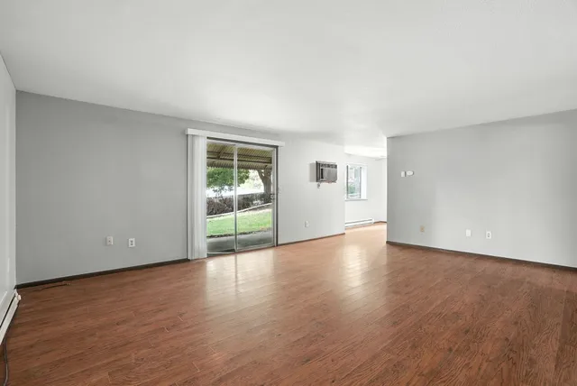 $179,000 | 10407 East Main Avenue, Unit 7, Spokane, WA 99206