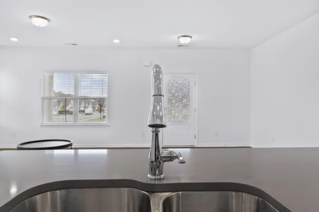 $349,900 | 350 Canonbury Drive, Lebanon, TN 37087