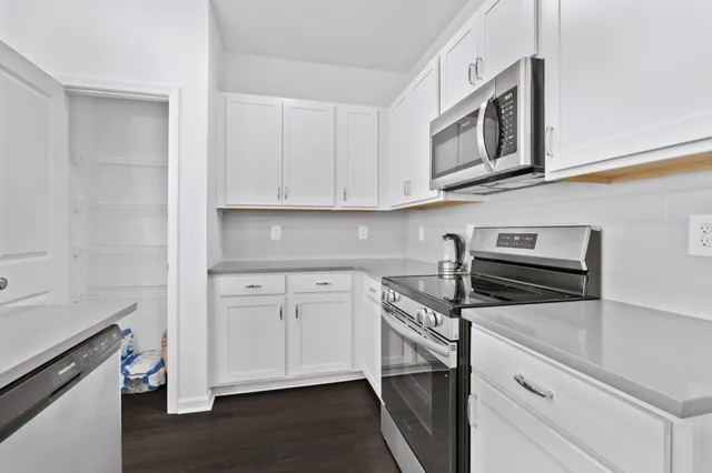 $349,900 | 350 Canonbury Drive, Lebanon, TN 37087