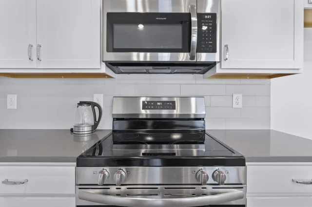 $349,900 | 350 Canonbury Drive, Lebanon, TN 37087