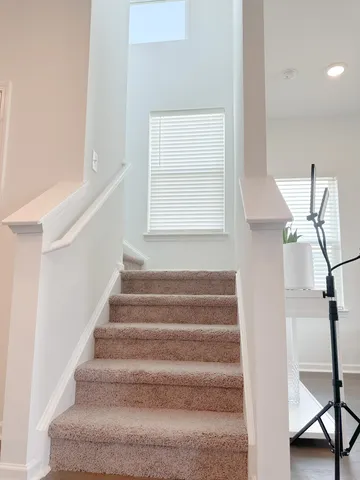 $349,900 | 350 Canonbury Drive, Lebanon, TN 37087