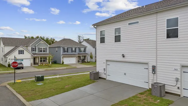 $349,900 | 350 Canonbury Drive, Lebanon, TN 37087