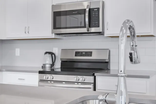 $349,900 | 350 Canonbury Drive, Lebanon, TN 37087