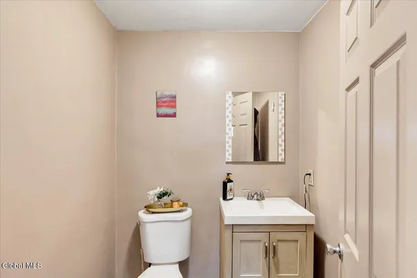 $265,000 | 1075 Keyes Avenue, Schenectady, NY 12309