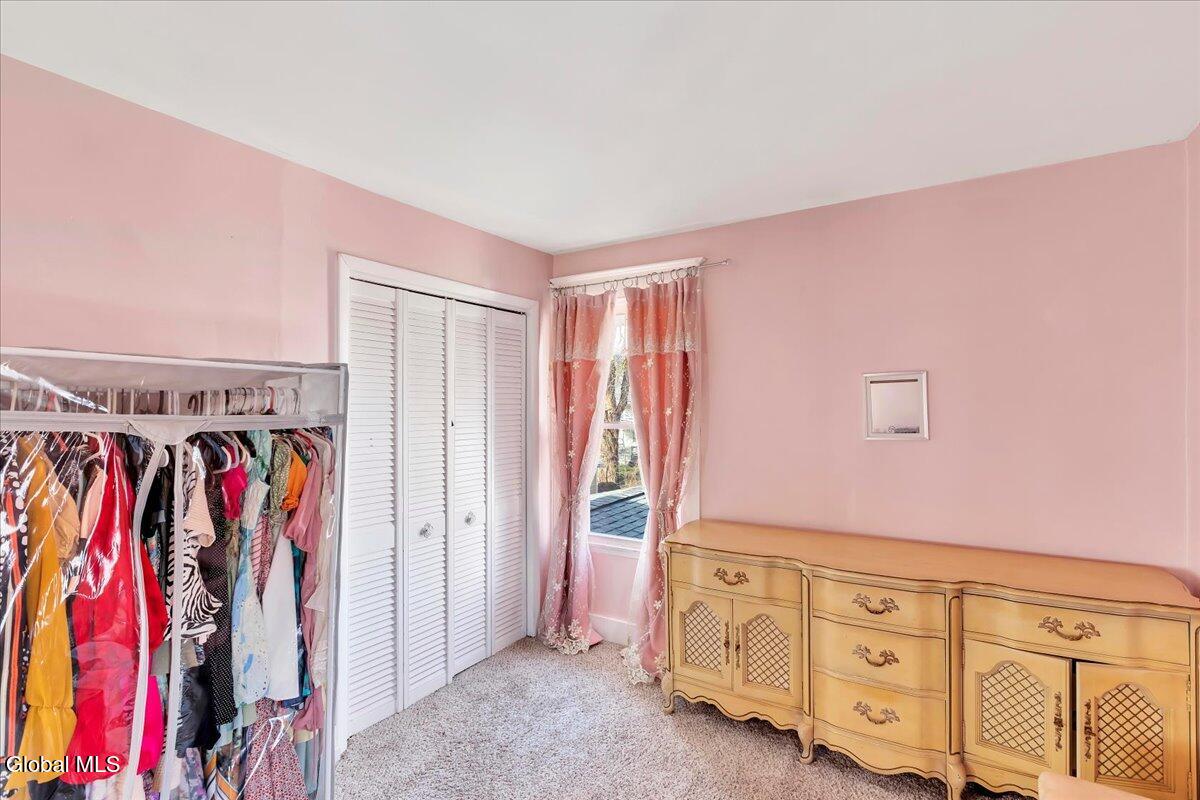 1075 Keyes Avenue Schenectady, NY 12309 - Photo 29 of 42 34-IMG_8278