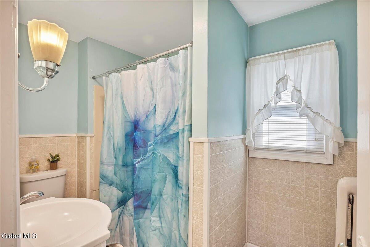 1075 Keyes Avenue Schenectady, NY 12309 - Photo 34 of 42 39-IMG_8313