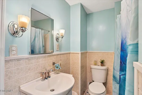 $265,000 | 1075 Keyes Avenue, Schenectady, NY 12309