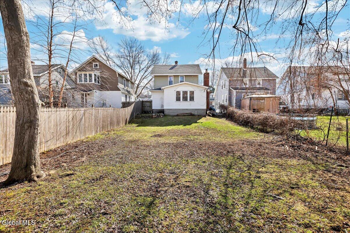 1075 Keyes Avenue Schenectady, NY 12309 - Photo 37 of 42 45-IMG_8369