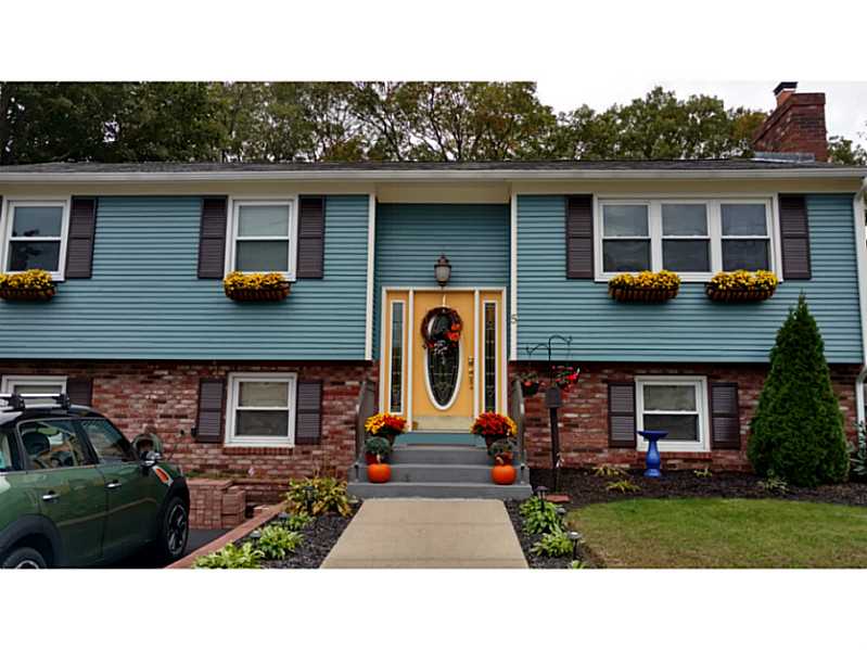 5 Angelwood Road Coventry, RI 02816 - Photo 1 of 25 Exterior Front.