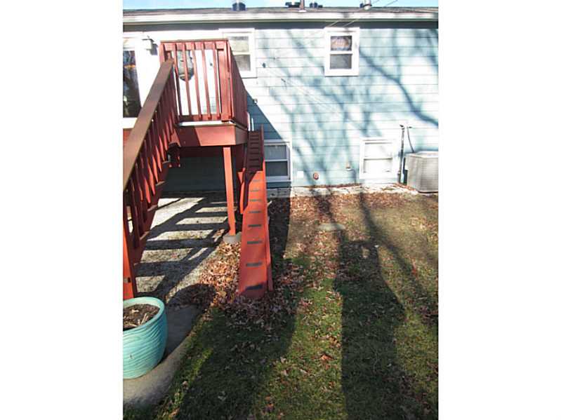 5 Angelwood Road Coventry, RI 02816 - Photo 23 of 25 Exterior Back.