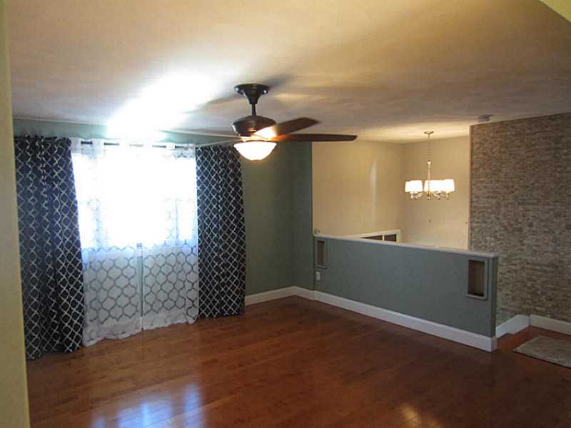5 Angelwood Road Coventry, RI 02816 - Photo 4 of 25 Living Room.