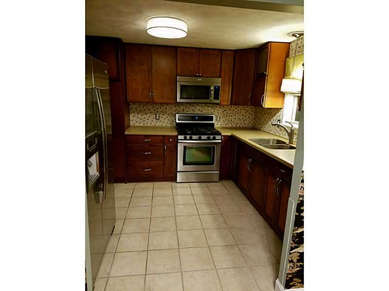 5 Angelwood Road Coventry, RI 02816 - Photo 8 of 25 Kitchen.