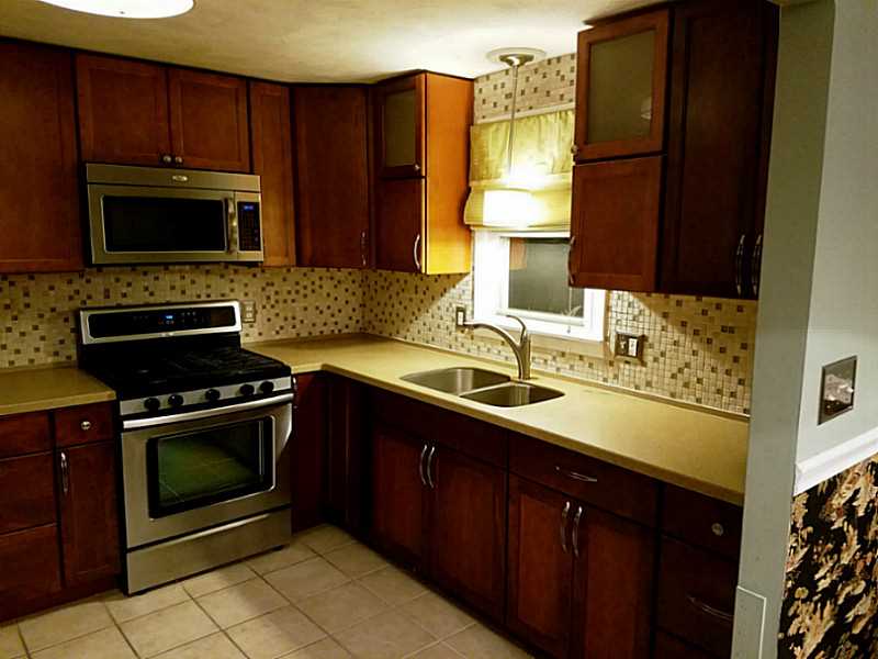 5 Angelwood Road Coventry, RI 02816 - Photo 9 of 25 Kitchen.