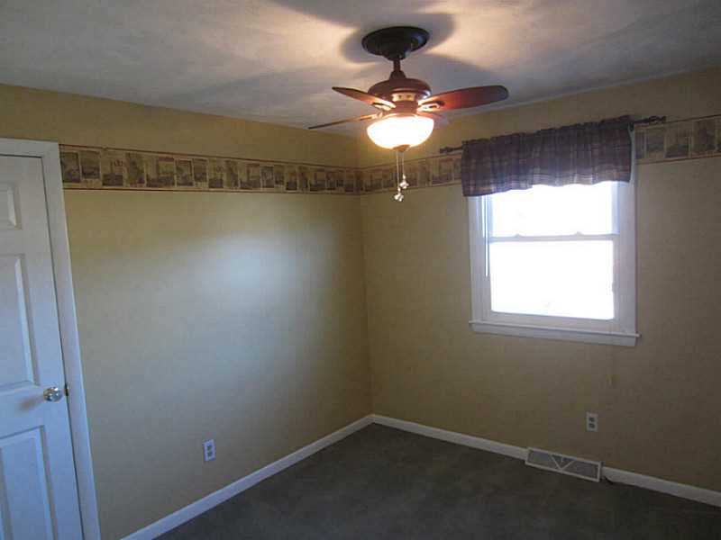 5 Angelwood Road Coventry, RI 02816 - Photo 10 of 25 Bedroom.