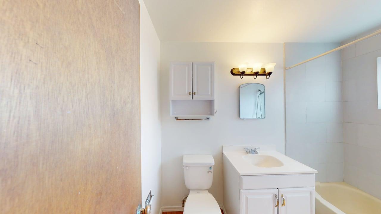 4600 Zuni Road Southeast Albuquerque, NM 87108 - Photo 11 of 33 Gallery Image 11
